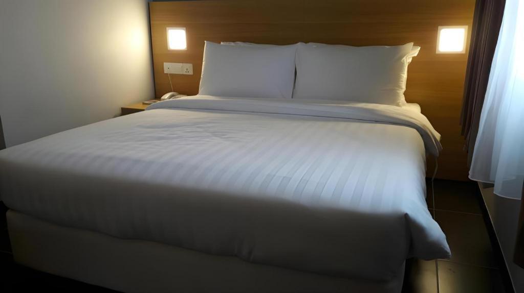 Hotel Seri Perkasa Kg. Ayer Kota Kinabalu Bagian luar foto
