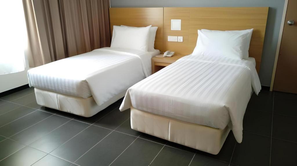 Hotel Seri Perkasa Kg. Ayer Kota Kinabalu Bagian luar foto