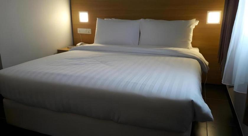 Hotel Seri Perkasa Kg. Ayer Kota Kinabalu Bagian luar foto