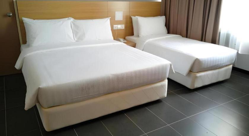 Hotel Seri Perkasa Kg. Ayer Kota Kinabalu Bagian luar foto