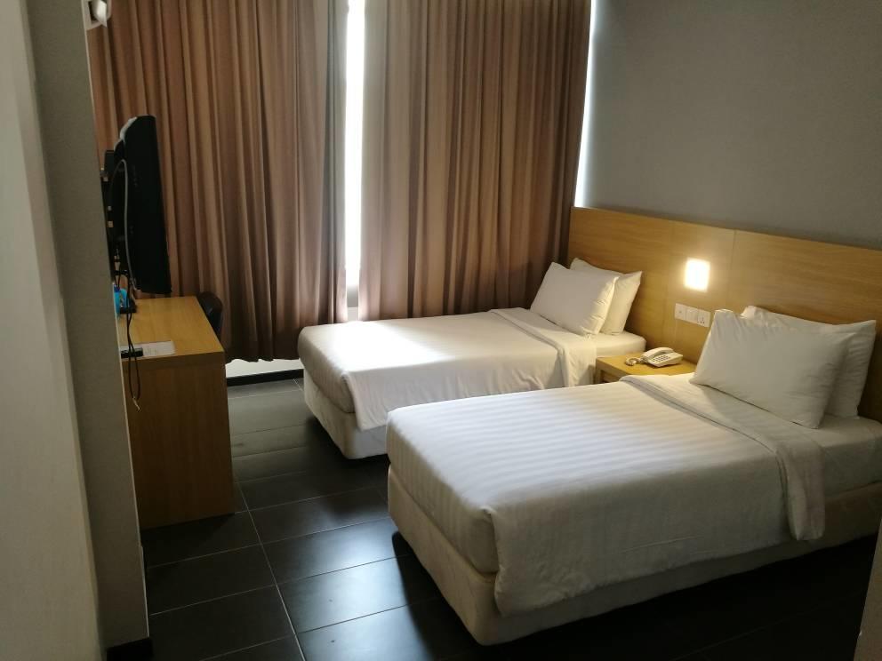 Hotel Seri Perkasa Kg. Ayer Kota Kinabalu Bagian luar foto